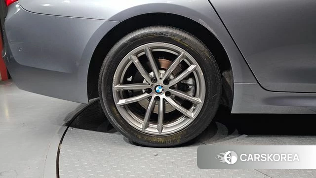 BMW 5 Series (G30) id 4471760 из Кореи 15
