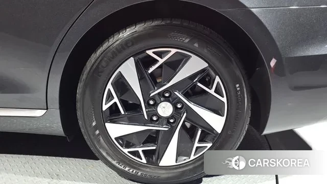 Hyundai The New Grandeur IG Hybrid id 3675874 из Кореи 15