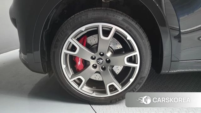 Maserati Levante id 4231195 из Кореи 28