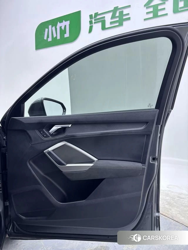 Audi Q3 id 4273777 из Китая 23