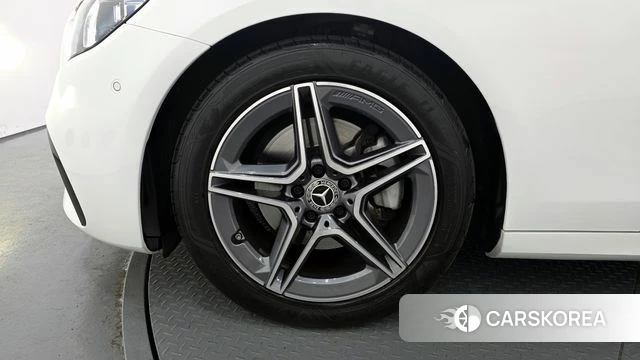 Mercedes-Benz E-Class W213 id 3798844 из Кореи 15