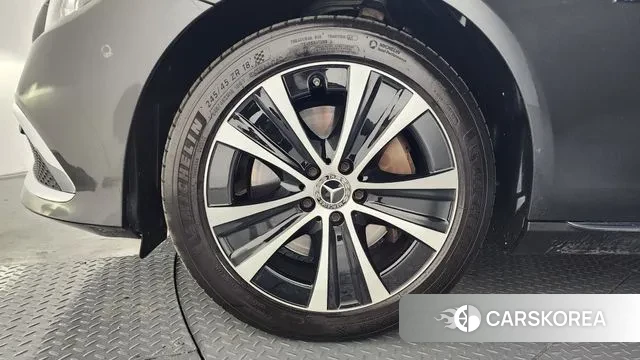 Mercedes-Benz E-Class W213 id 3535307 из Кореи 15