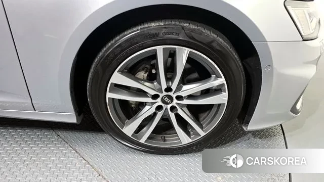 Audi A6 (C8) id 3492973 из Кореи 15