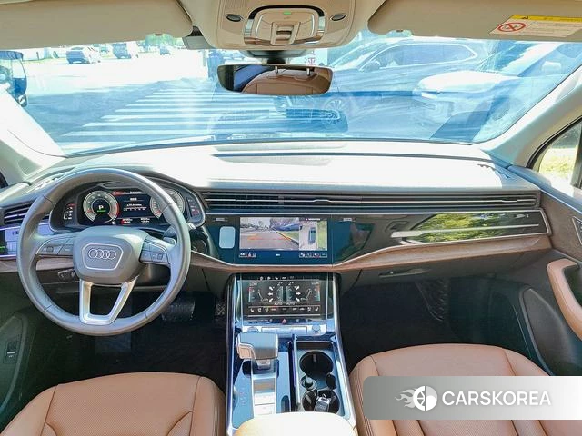 Audi Q7 2024 Черный из Китая, фото 5