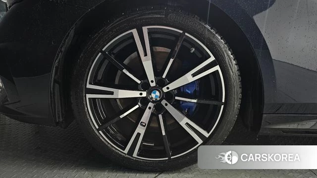 BMW 5 Series (G60) id 4602446 из Кореи 28
