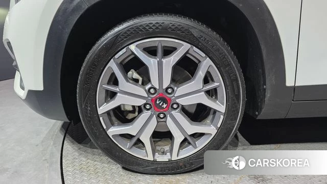Kia Seltos id 4284445 из Кореи 15