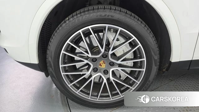 Porsche Cayenne (PO536) id 4403270 из Кореи 29