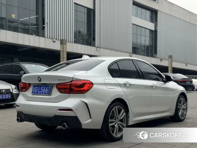 BMW 1 series 2019 Белый из Китая, фото 5