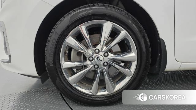 Kia The New Carnival id 4873059 из Кореи 27