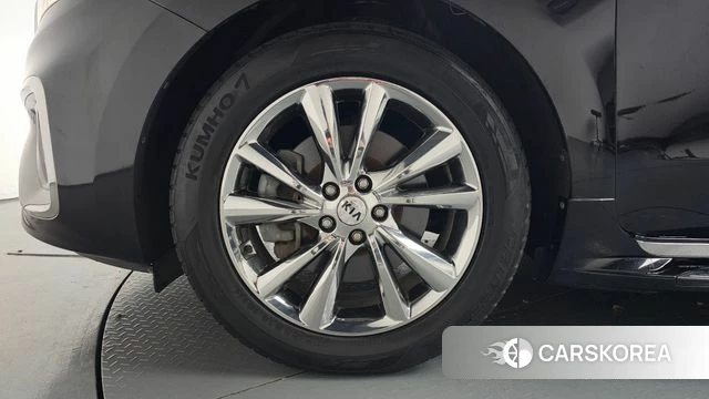 Kia The New Carnival id 4318109 из Кореи 30