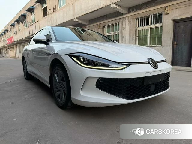Volkswagen Lingdu 2022 Белый из Китая, фото 5