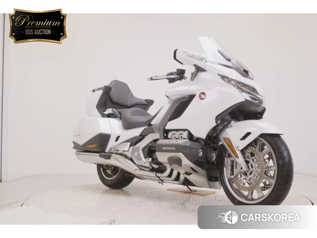 Проданный Honda GL1800 TOUR DCT 2020 из Японии, фото 4