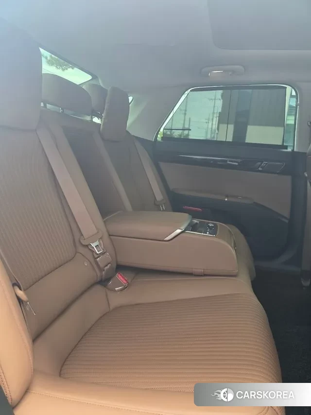 Hyundai Grandeur Hybrid (GN7) 2024 Золотой из Кореи, фото 5