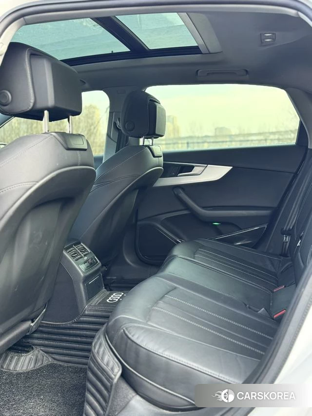 Audi A4L 2022 Белый из Китая, фото 6