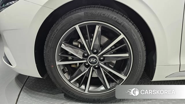 Hyundai The New Grandeur IG id 4625784 из Кореи 30