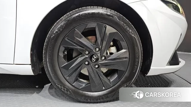 Hyundai Avante Hybrid (CN7) id 3691868 из Кореи 15