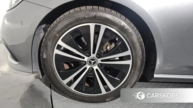 Mercedes-Benz E-Class W213 id 3428318 из Кореи 15