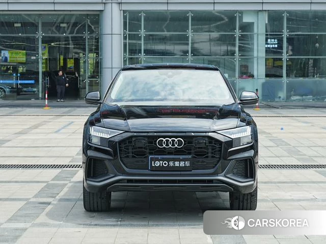 Audi Q8 2021 Черный из Китая, фото 5