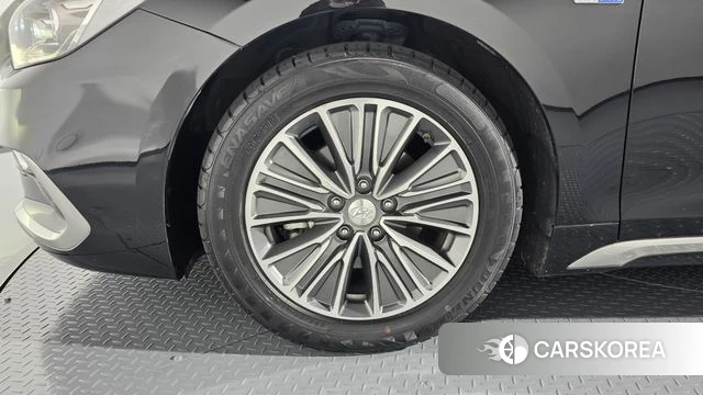 Hyundai Grandeur IG Hybrid id 4895411 из Кореи 29