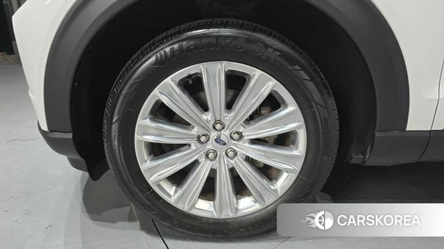 Ford Explorer 6th Generation id 4397277 из Кореи 28