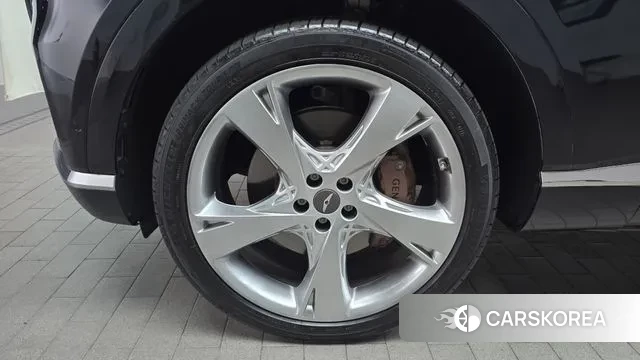 Genesis GV80 id 3764000 из Кореи 15