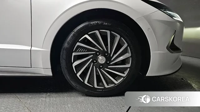 Hyundai Sonata Hybrid (DN8) id 3735305 из Кореи 15