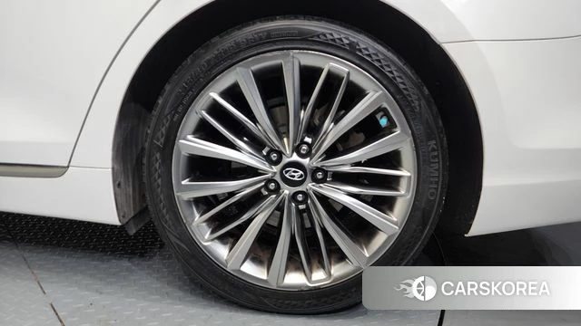 Hyundai Grandeur IG id 3834926 из Кореи 16