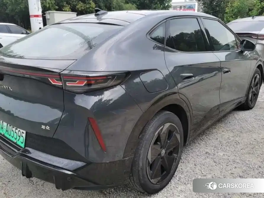 Volkswagen ID. UNYX 2025 Черный из Китая, фото 5