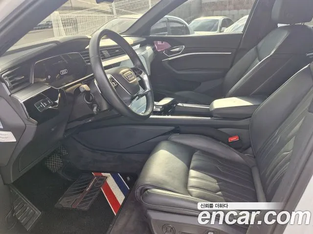 Audi e-Tron id 2644679 из Кореи 5