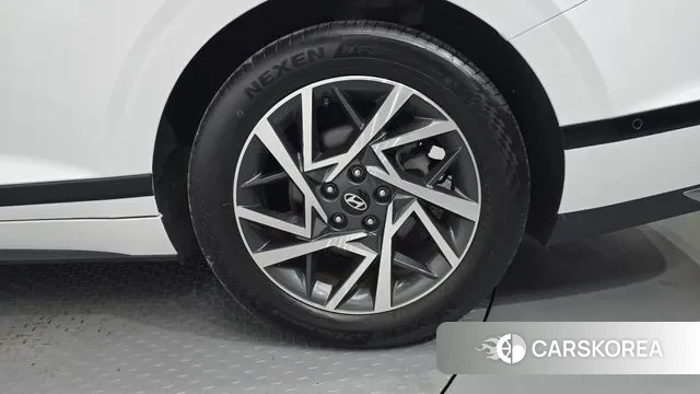 Hyundai Grandeur (GN7) id 3432151 из Кореи 15