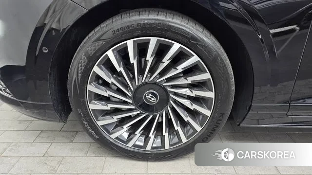 Hyundai Grandeur (GN7) id 3560972 из Кореи 15