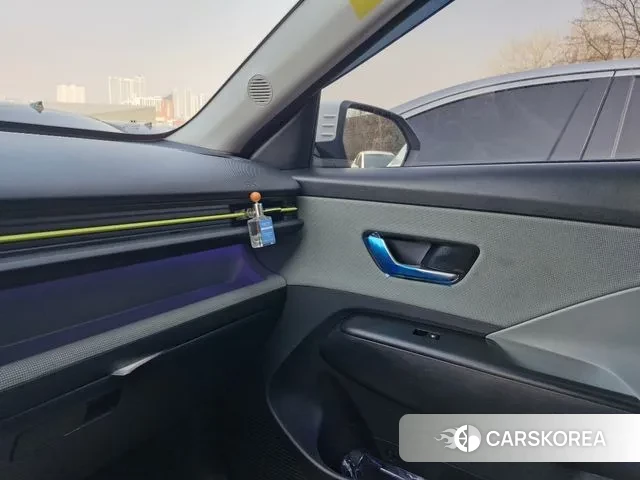 Hyundai Kona (SX2) 2023 Белый из Кореи, фото 5