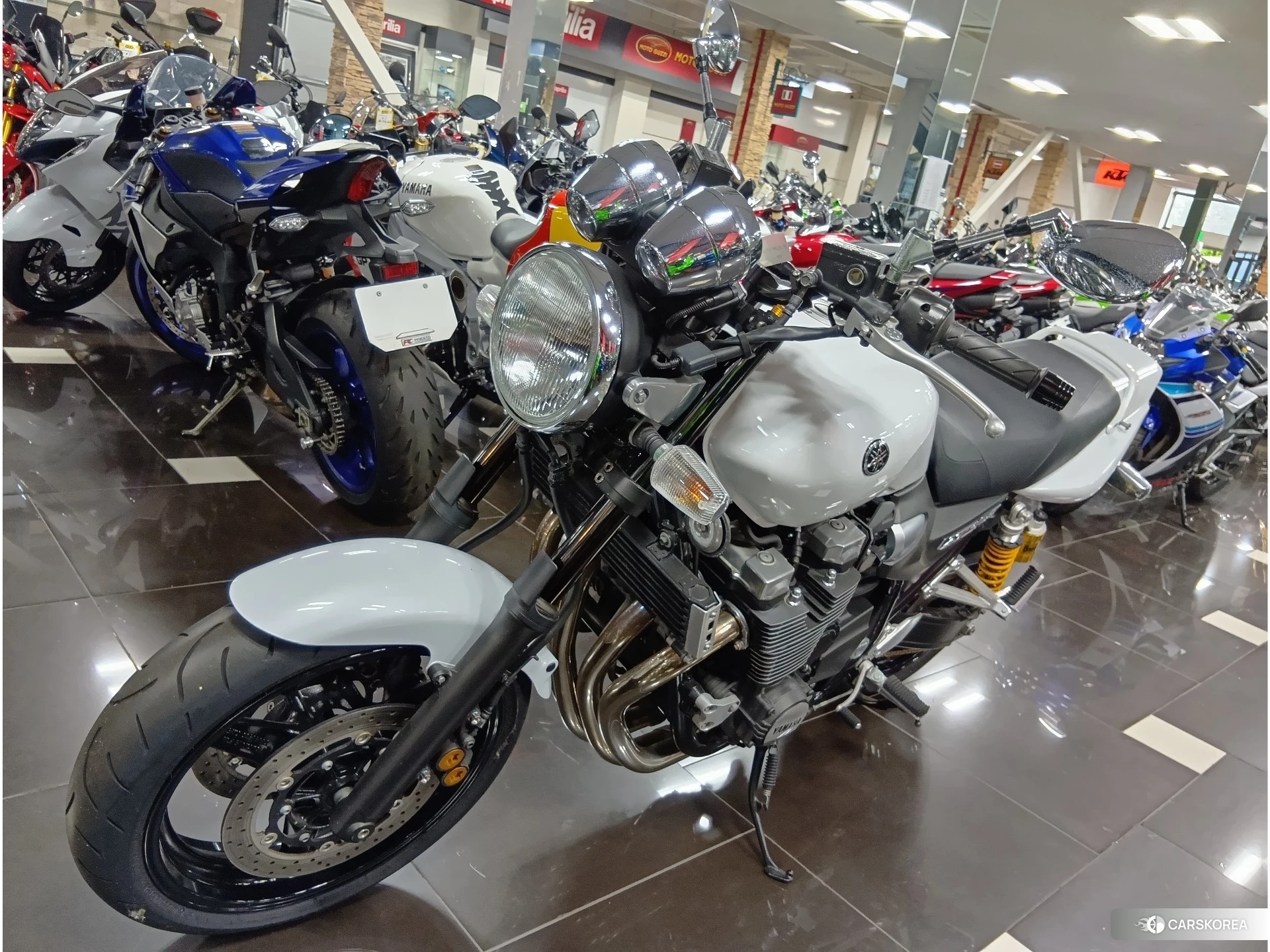 Yamaha XJR 1300 id 4183457 из Японии 10