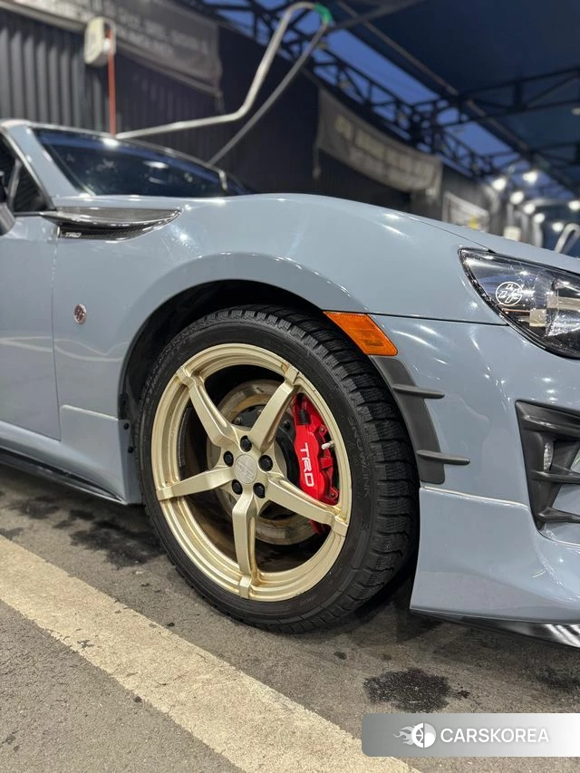 Toyota 86 2018 Серебристо-серый из Кореи, фото 6