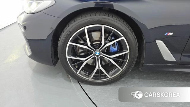BMW 5 Series (G30) id 4687754 из Кореи 27