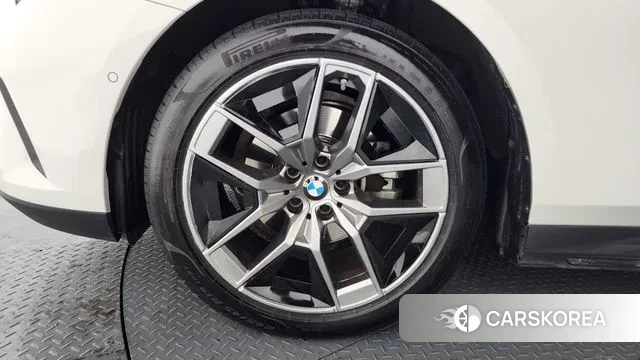 BMW 5 Series (G60) id 3721091 из Кореи 15