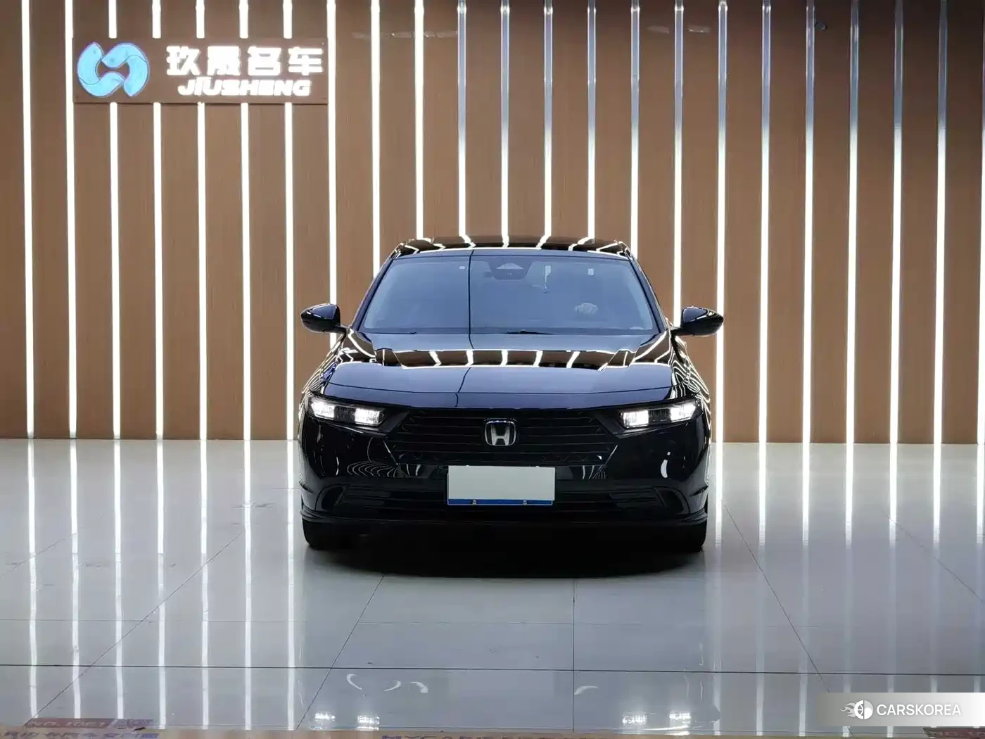 Honda Accord id 4545942 из Китая 10
