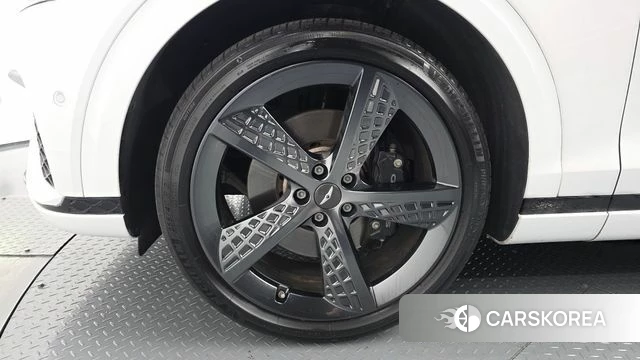 Genesis GV70 id 3860353 из Кореи 15