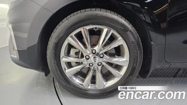 Kia The New Carnival id 2813207 из Кореи 15