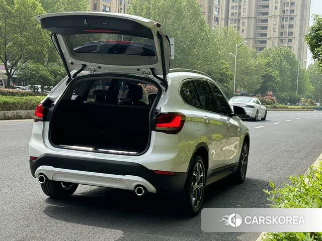 BMW X1 id 4209180 из Китая 12