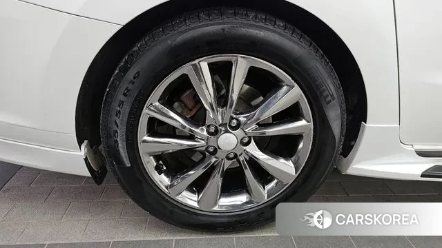 Kia The New Carnival id 3748419 из Кореи 15