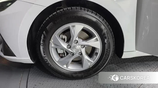 Hyundai Avante (CN7) id 3509256 из Кореи 15