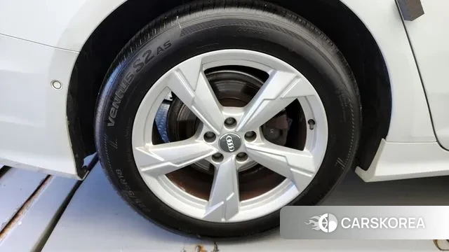 Audi A6 (C8) id 3252602 из Кореи 15