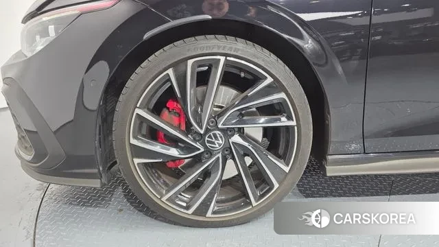 Volkswagen Golf 8th Generation id 3378099 из Кореи 15