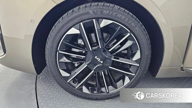 Kia The New K8 id 3952556 из Кореи 15