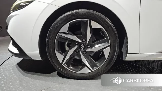 Hyundai Avante (CN7) id 3344165 из Кореи 15