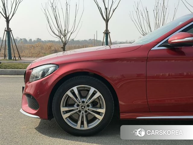 Mercedes-Benz Class C id 4212455 из Китая 23