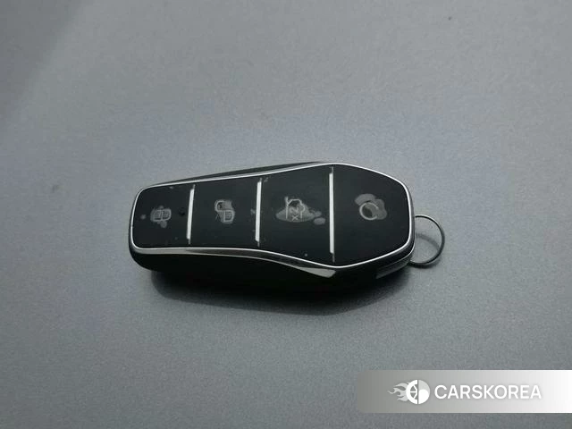 BYD Qin PLUS EV id 4210430 из Китая 19