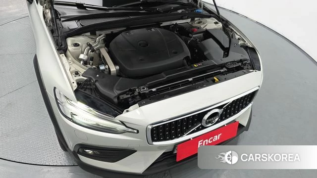 Volvo V60 Cross-Country 2nd Generation id 4530116 из Кореи 36