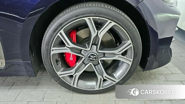 Kia Stinger id 3885768 из Кореи 15